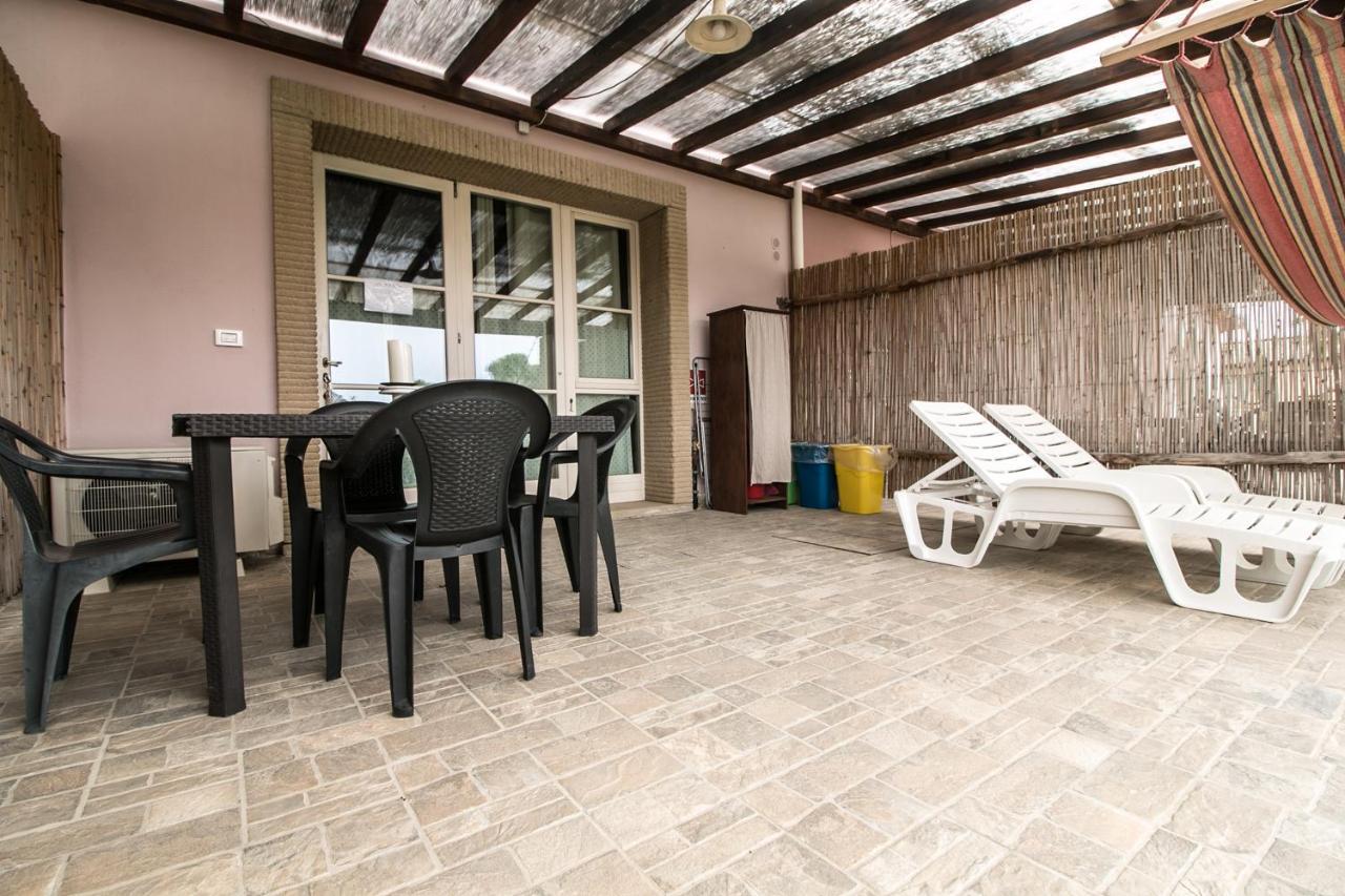 Fattoria Palazzeta - Pet & Family Friendly Aparthotel Чечина Екстериор снимка