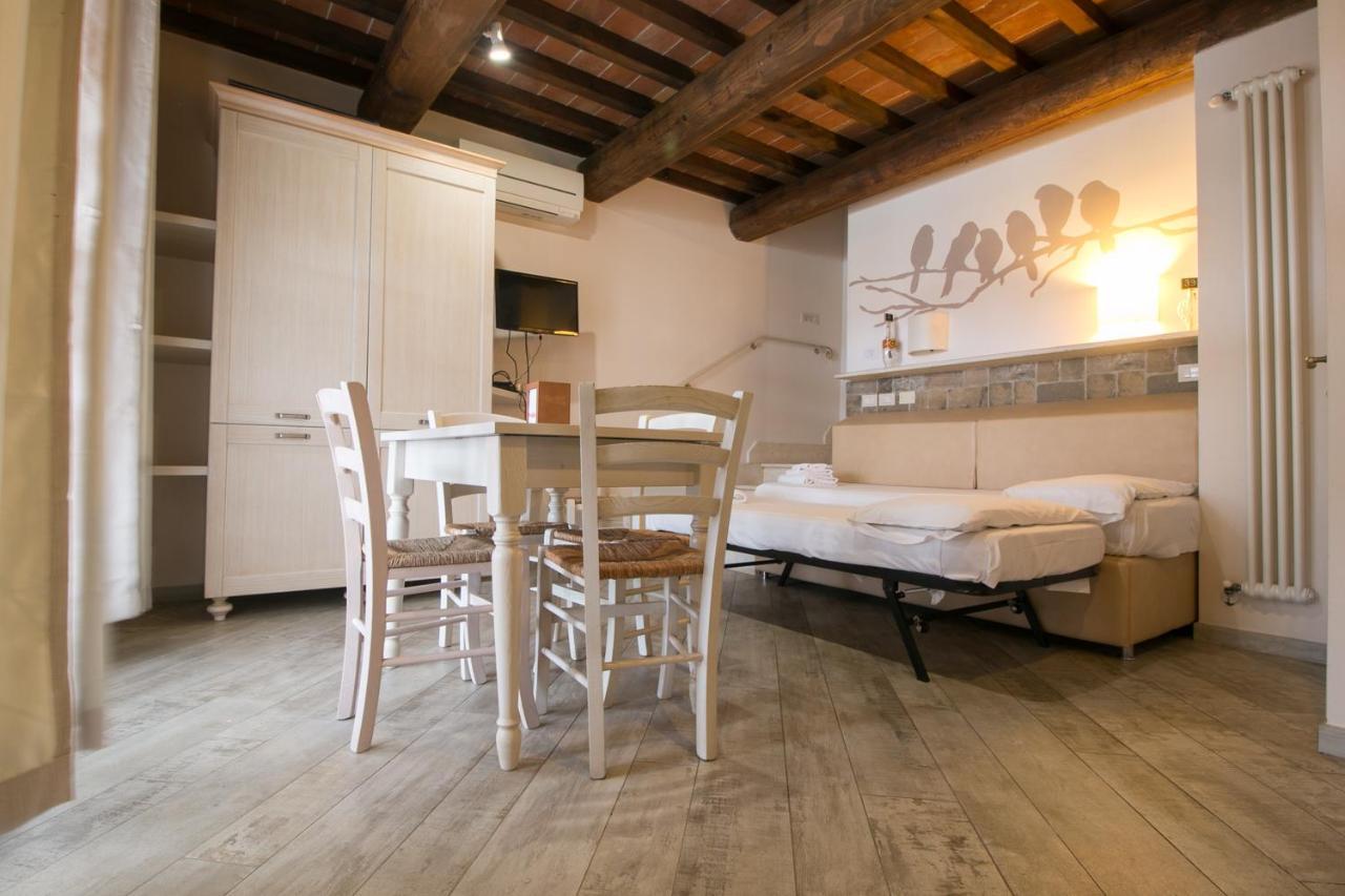 Fattoria Palazzeta - Pet & Family Friendly Aparthotel Чечина Екстериор снимка